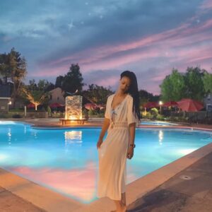 Alicia James Instagram - Summer nights 💖🌄✨
#zaharagirls #zaharaswim #swimsuit
