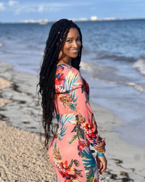 Alicia James Instagram - This is 40 💖 #happybirthdaytome 🥳