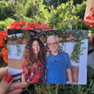 Alicia Kapudağ Instagram - Daddy's Girl 💙🌺