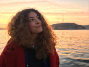Alicia Kapudağ Instagram - Bu süreçten bir hafta önce, tam bu saatlerde anadolu kavağına gitmiştik, iyi ki de gitmişiz. Çok güzel bi gündü. 🌅