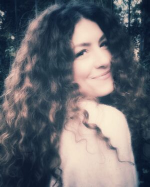 Alicia Kapudağ Instagram - Elizabeth Kapudağ (1903)