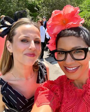 Alicia Menendez Instagram - 🌺🌸🌺