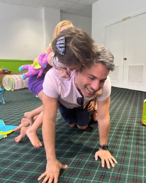 Alicia Menendez Instagram - Anything for his girls ♥️