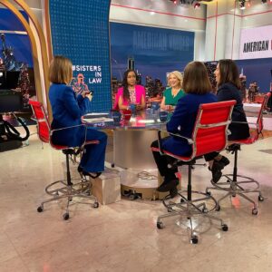 Alicia Menendez Instagram - Only a few people thought I was doing an hour of television with *my* sisters-in-law lol. Thank you @sistersinlaw.podcast @kimberlyeatkins jillwinebanks @joyce_white_vance @barbmcquade for making the hour fly by 📸 @alex.otoole_ #sistersinlawpodcast