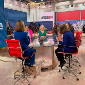 Alicia Menendez Instagram - Only a few people thought I was doing an hour of television with *my* sisters-in-law lol. Thank you @sistersinlaw.podcast @kimberlyeatkins jillwinebanks @joyce_white_vance @barbmcquade for making the hour fly by 📸 @alex.otoole_ #sistersinlawpodcast