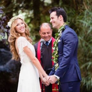 Alicia Vela-Bailey Instagram - Can’t believe it’s been 8 years since this day! Happy Anniversary baby! I love you 🤍🤍🤍🤍🤍🤍🤍🤍