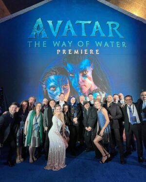 Alicia Vela-Bailey Instagram - So stoked for the world to see this film! It’s been a long time coming, but it’s totally worth the wait. So proud and honored to be able to share this night with my family and avatar family. Congratulations to everyone! 💙💙💙💙💙💙💙
.
.
.
#avatarthewayofwater #avatar #avatarfamily #thewayofwater #family #love #pandora #dejablue