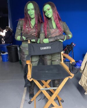 Alicia Vela-Bailey Instagram - Thank you @zoesaldana for letting me join you on this epic journey of Guardians vol 3. You killed it girl! I always have so much fun working with you. Loved being green with you girl. 💚🤗💚