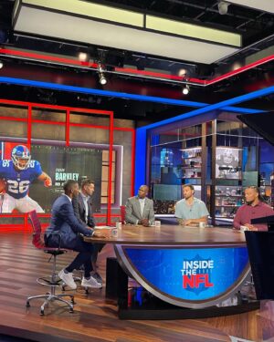 Alicia Zubikowski Instagram - What a full circle moment today ❤️ 

I started my career at @nflfilms right out of college and it’s been an unbelievable journey since living out my dreams doing things I never thought possible…but being back here today with my NFL Family as we launch the new Inside The NFL, truly can’t be put into words. Back working and creating with the best in the business and some of my favorite people and having guys like my brother @ochocinco and @laflamablanca95 @ifjayhadinstagram w/ one of my pivot fam @officialchanningcrowder and of course when the show was first talked about…there was not even another name in mind who should host this show and today we see why… @realrclark no surprise but you crushed it 🫡 

So as the new football season starts, I too remember my first “welcome to the NFL” moment and how working in Mount Laurel, NJ, the Mecca of football and filmmaking, was the best first job and life experience I could ask for! Which is why I second guessed going out on my own to start my production company but my biggest supporter was always Steve Sabol- pushing me to take risks, use my strengths to create and always to cherish relationships along the way. Well the last thing Steve said to me when I left NFL Films is, “Go be great and you always have a place to come back to that is home”. Well my company is still going strong and today felt like coming back home. 🫶❤️

Inside The NFL every Tuesday night on the CW🎬