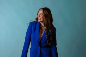 Alina Morse Instagram - My yearly reminder to change my age in my bio  1️⃣9️⃣

Pc: @abbietownleyphotography_ 

#birthdaygirl #birthday #nineteen #19 #entrepreneur #ceo #collegestudent #zollicandy #shareasmile #keepsmiling