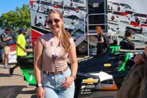 Alina Morse Instagram - Detroit Grand Prix Day 1 🏎🏁🫶 

#detroitgrandprix #dgp #racing #indyracing #indycar #indynxt #detroit