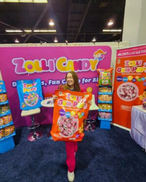Alina Morse Instagram - Life-size Zolli Bags?!? Immediately yes. 

Expo west 2024 has been so amazing, so sad it's the last day 

#expowest2024 #expowest #zollismiles #zollicandy #zollipops #zupergirl #womenownedbusiness #femalefounders #sugarfree #keto #sugarfreecandy #travelvlog #tradeshow #diml