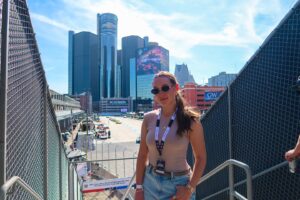 Alina Morse Instagram - Detroit Grand Prix Day 1 🏎🏁🫶 

#detroitgrandprix #dgp #racing #indyracing #indycar #indynxt #detroit