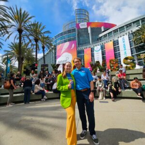 Alina Morse Instagram - Expo west setup day 2024 🍭🌴📍

Come check our our booth #1674 hall B!

@natprodexpo
#expowest2024 #expowest #natproductsshow #womenownedbusiness #femaleentrepreneur #femalefounders #travel #vlog #diml