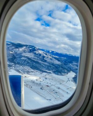 Alina Morse Instagram - missing the slopes 🏔⛷️❄️ 

#travel #travelvlog #ski #skitrip #skiing #slopes #vailcolorado #ceo #entrepreneur #zollicandy #zollipops #zollismiles #zerosugar