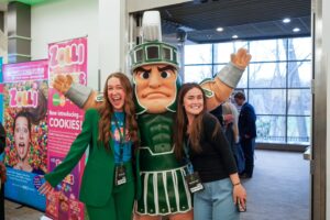 Alina Morse Instagram - BNVC 24' recap (ft. my MSU Green suit)

Super fun event w/ great friends!

Pc: @abbietownleyphotography_

#entrepreneurlife #entrepreneur #ceo #womenownedbusiness #businesswoman #pitchcompetition #zollicandy #zollismiles #zerosugarcandy #studententrepreneur #college #michiganstate #sparty