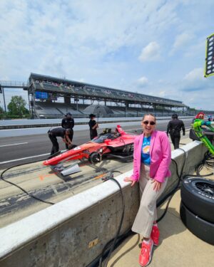 Alina Morse Instagram - Indy photo dump 📸🏎🏁🫶

#zollicandy #entrepreneur #indycar #indy500 #indianapolismotorspeedway #dayinmylife #diml #ceo #racing