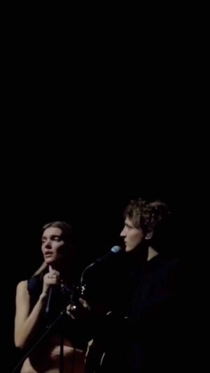 Aliocha Schneider Instagram - Ensemble, ensemble à l’Olympia 

@charlottecardin ❤️