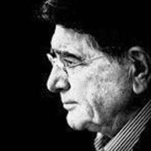 Alireza Ghorbani Instagram - تو که نازنده بالا دلربایی
تو که بی سرمه چشمون سرمه سایی
تو که مشکین دو گیسو در قفایی
به مو گویی که سرگردون چرایی
.
استاد شجریان عزیز همیشه در قلب‌مان باقی خواهی ماند.
#شجریان 
#استاد_شجریان