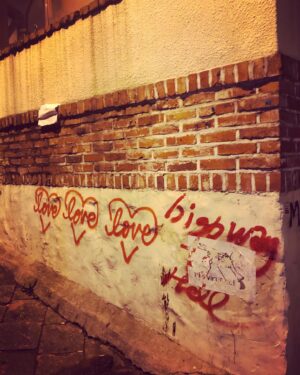 Alisa Takigawa Instagram - wall.