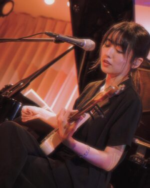 Alisa Takigawa Instagram - online liveのアーカイブは明日までです🌙