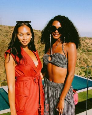 Alise Willis Instagram - Goddess Energy ✨

Fun times at @plus1network event