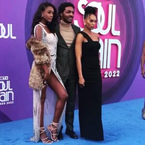 Alise Willis Instagram - The Sooooooul Train Awards is tonight 8/7c. Preshow starts at 7/6c on @bet 🏆🎵💃🏾 @soultrain 
My @ruthlessbetplus family did not come to play! 

.

.

.

#soul #awards #soultrainawards #2022 #culture #blackisbeautiful #ruthless #tylerperry #tylerperrystudios #bet #soultrain #bluecarpet #actress #lasvegas #sincity #series #castmates #drippin #fashion #model