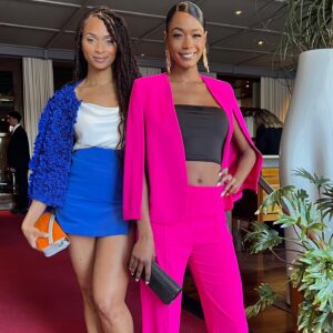 Alise Willis Instagram - Thank you @bet for the incredible opportunity to host a FYC panel for  @awd_directors. This event honored women in our industry and highlighted the power of positivity and sisterhood. The amazing women on our panel left me so inspired. And who better to host with other than my sis @melissa.l.williams 
Big love to @tashiadeveaux & @commchicklana 🤗

💄- @michelledartistry 
📸- @karims123 

#FYC #BET #womenempowerment #sisterhood #positivity #host #allianceofwomendirectors #latimes #actress #womenshistorymonth