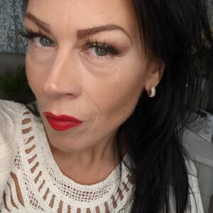 Alison Law Instagram - Losing weight really took its toll on my face and although I've always been confident I began to notice how I'd stopped taking photos and started avoiding being in them.

I've always been one for embracing growing old gracefully and I'd never considered Botox or what it could do for me... Until I met @beautifications.melissa Melissa has been Harley Street trained in Aesthetics told me that I didn't have to put up with how the weight loss had effected my face and with a few small injections in key points around my face and eyes I'd look 10 years younger!!! 

Obviously I was intrigued and thought sod this I'm giving it a go! I have to say I've not looked back, the amazing work Melissa has done truly speaks for itself. 

Now I feel after a little magic youth due from Melissa it has empowered me and my only regret is that I'd never had it done sooner! 
If you're considering trying this and you're around the Essex area you need to book up with this absolute genius ✨✨✨ 

Special offers running on @beautifications.melissa
www.beautifications.co.uk
Email: melissa@beautifications.co.uk
WhatsApp: 07956523960 

*Paid post*

#botox #aesthetics #essex #selflove #selfcare #harleystreet #uk #london #skin #confidence #confidentwomen #instabeauty #glowup #weightloss #bypassed