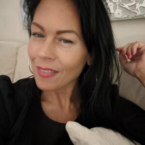 Alison Law Instagram - Losing weight really took its toll on my face and although I've always been confident I began to notice how I'd stopped taking photos and started avoiding being in them.

I've always been one for embracing growing old gracefully and I'd never considered Botox or what it could do for me... Until I met @beautifications.melissa Melissa has been Harley Street trained in Aesthetics told me that I didn't have to put up with how the weight loss had effected my face and with a few small injections in key points around my face and eyes I'd look 10 years younger!!! 

Obviously I was intrigued and thought sod this I'm giving it a go! I have to say I've not looked back, the amazing work Melissa has done truly speaks for itself. 

Now I feel after a little magic youth due from Melissa it has empowered me and my only regret is that I'd never had it done sooner! 
If you're considering trying this and you're around the Essex area you need to book up with this absolute genius ✨✨✨ 

Special offers running on @beautifications.melissa
www.beautifications.co.uk
Email: melissa@beautifications.co.uk
WhatsApp: 07956523960 

*Paid post*

#botox #aesthetics #essex #selflove #selfcare #harleystreet #uk #london #skin #confidence #confidentwomen #instabeauty #glowup #weightloss #bypassed