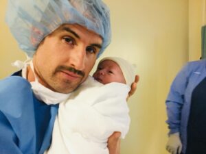 Alison Lohman Instagram - HAPPY FATHER’S DAY to this gem. It started with this one 11years ago. Love your uniqueness. Thanks for being the most wonderful father to our kids💗

#FathersDay #Dads #Love

#Baby #Scrubs #RealLife

(for a PERSONALIZED VIDEO click link in bio!)

@cameo #movies #film #tv #cameo #WhiteOleander #MatchstickMen #DragMeToHell #Flicka #BigFish #Acting #ActingClass #Cinema