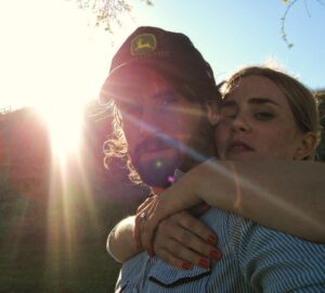 Alison Lohman Instagram - THIRTEEN YEARS, 3 children, a dog, a cat, and the best years of my life. Happy Anniversary My Love! 💗

(August 19, 2009)

#13Years
#anniversary 
#Love