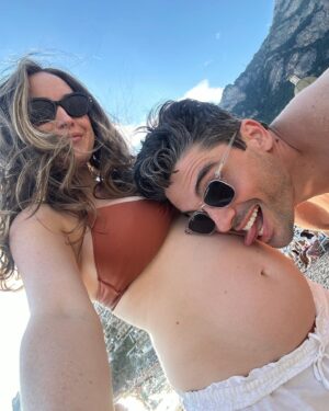 Alison Luff Instagram - Positano Party of 3 Humpty Dumpty Dump 🌊