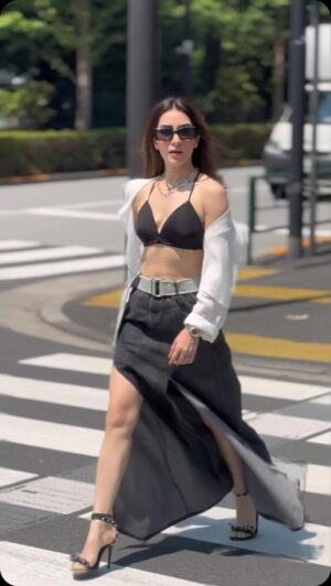 Alisshaa Ohri Instagram - Exploring Japan, one street at a time! 🇯🇵
