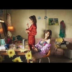 Alix Bénézech Instagram - j'interprète Mila dans LE DERNIER HOMME DE VICKY VENNUCCI réalisé par Swann Dupont et produit par Punchline Cinéma ❤️

Merci Merci Merci pour cette aventure pleine de bonheurs de chaque instant ✨

@swanndt
@punchline.cinema
avec @albabellugi @lofern @louisplavinet @alorslesang7 @rico_simmons #gregoireledu @alex.llv__
#dop @pauline.si #louisroux #lilygrizard 
#hmc @cistitia @cassandrarodriguesmu
#photos by @louisplavinet

#ledernierhommedevickyvenucci #swanndupont #punchline #production #albagaiabellugi #cinema #courtmetrage #shortfilm #valensole #aixenprovence #acteurs #gregoireledu #comediens #comedien #louisplavinet #provence #actress #actricefrancaise #actrice #film #movie #tournage #merci #alixbenezech #alixbénézech