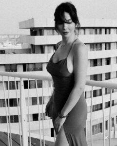 Actress Alix Bénézech HD Instagram Photos and Wallpapers September 2023