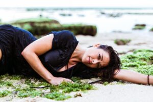 Aliyah O'Brien Instagram - More shine baby shine 🌟

Apparently there was a technical glitch in my last post so some of the photos didn’t show up 🤷🏻‍♀️
Go there to read my more important musings on truth, love, and freedom to shine 💫

These are only some of the horizontal photos, we’ve taken so many…and no I don’t mean lying horizontal, though that seems to be my preferred pose 🤷🏻‍♀️
Just let me roll in the sand baby 🐶

And yes it looks like I’m peeing in the 6th photo…only me and the ocean will ever know the truth 😉

Get out there and let your hearts shine babies 🌟💋

As mentioned before,
All photos by my one and  only @theportraitsessions ♥️