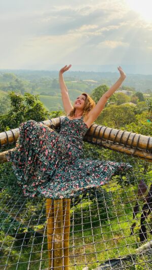 Aliyah O'Brien Instagram - Ayyyy Colombia 🇨🇴 
Que rico Colombia!!

I came for a month,
stayed for two,
and didn’t want to leave.

My spirit is definitely Latina.
My heart is at home here.

So grateful for ALL the incredibly generous, open hearted, fun, beautiful people who touched my soul on this adventure!!
And there are many 🥰

One hour into arriving I had a beautiful connection with the woman at a cellphone stand selling me a SIM card. She asked if she could pray for me and grabbed my hands and started asking God to fill my life with love and protection. 
It was so touching tears started streaming down my face. 
One hour in and I was in love 😍
And today as I eave this beautiful place, tears stream down my face again.
Full of appreciation, full of love.
Heart bursting out of my eyeballs ♥️🥹

I’m taking all this love back with me 🙏
Well to Mexico first, and then home 😉

Mi corazón está muy llena ♥️
My heart is so full 🥰
Muchas Gracias Colombia,
Y hasta luego 💋

#puramagia 
#colombia🇨🇴 
#thisjuicylife
#freshsqueezed
#muchosbesos