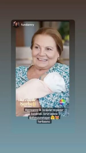 Aliye Uzunatağan Instagram - 