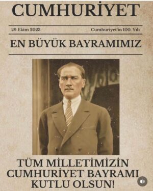 Aliye Uzunatağan Instagram - Bir Cumhuriyet çocuğu olarak doğdum 🤍🇹🇷🤍 Yaşasın 100 yıllık Cumhuriyet 🇹🇷🤍🇹🇷 En kıymetli hazinemizi son nefesimize kadar koruyacağız 🇹🇷🤍🇹🇷 Pusulamız hiç şaşmaz 🤍🇹🇷🤍 Biz hep senin yolunda, biz hep Cumhuriyet’in ışığında 🇹🇷🤍🇹🇷 
#atamizindeyiz 
#cumhuriyet100yaşında 
#cumhuriyetbayramı 
#cumhuriyet 
#cumhuriyetbayramımızkutluolsun #minnet #saygı #şükran #türkiye #türkbayrağı 🇹🇷🤍🇹🇷