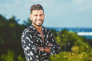 Allan Guedj Instagram - Rdv Des 18h00 sur @tfxtv pour 10 couples parfaits🎥✅🥰
#10couplesparfaits #tfx