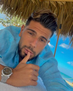 Allan Guedj Instagram - Tropical vibes 🐠🌴