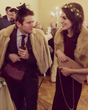 Allen Leech Instagram - When a girl turns up wearing the same outfit as you! And you don’t want to admit it but she looks better. #bitchplease