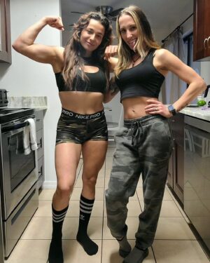 Allie Recks Instagram - Unplanned and still matching after a year of not seeing each other. 🤣 💚
•
•
•
•
If you wanted that tag team match. NOW WOULD BE A GOOD TIME. LOL! 😈