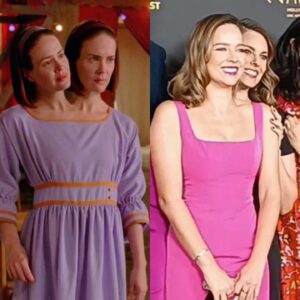 Allison Miller Instagram - On Tuesday I had the honor of presenting the @learcenter Sentinel Award to @elizabethlaime and @lucile_mson for their episode of @millionlittlethingsabc and its focus on abortion. I, a jerk, took no photos but found this one on a dark web search that took me to a website in a language I could not decipher but WOW was it worth it. I am surrounded by our incredible women writers and attached in a very real, physical way to my love, @elizabethlaime. I feel like I also won an award mostly because we share a set of hands and arms. Congratulations to all the good people honored that night and now I know I really need to watch @rezdogsfx. #amillionlittlethings #normandiditfirst #abortionishealthcare