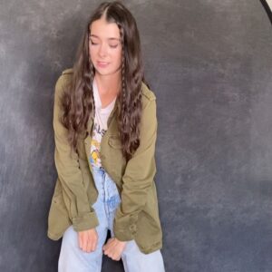 Allison Paige Instagram - Self tapes from home have been going really well 👍🏻