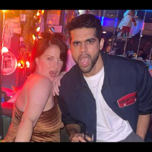 Allison Tolman Instagram - The Mew Mews went to a disco party. Happy birthday @crtnyshprd. 💙🪩