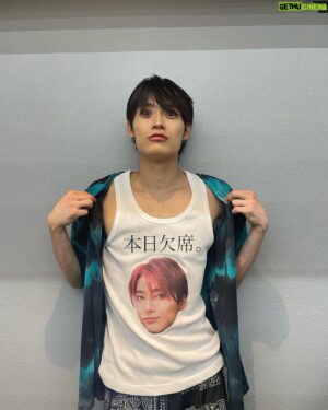 Aloha Takamatsu Instagram - 『第7回ももいろ歌合戦』今年も最高の時間を過ごさせて頂きました！
メンバー全員では出れなかったけどユーキくん！
ユーキくんの服着てたらめちゃくちゃ力湧いてきました！
体調悪い中応援してくださって本当にありがとうございます😭
来年は必ず！ぶちかましましょ！
最後に！！
2023年出会ったすべての皆様に感謝をしたいです。
本当にありがとうございました！
#ももいろ歌合戦 #超特急 #13号車アロハ #メチャクチャ超特急 #2024年に向かって超特急で出発進行