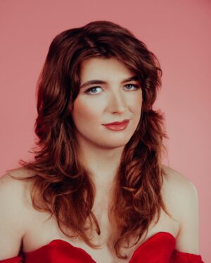 Alondra Excene Shields Instagram - @_hayden_johnson 
Thank you for trusting me with your hair and makeup!! ✨😍✨
📸 @leejamesonphoto 
Used @lawless “Forget the Filler” lipgloss