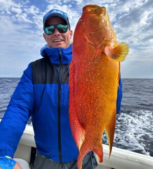 Alp Kırşan Instagram - Bugunden. Balıkçı balıkçının balığı ile fotoğraf çekilebilir 😆 @furunoturkiye @ferhatgunay86 @fgbalikcilik  @omoto_fishing